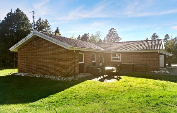 Beautiful Home In Blåvand With Sauna - Vejers Strand