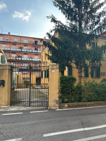The photo shows the Arham Guesthouse Bembo 11 located in the city of Mestre.