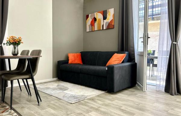 Op de foto is het object Timco apartment with big terrace, partial lake view and air-conditioner te zien, gelegen in de stad Torno.