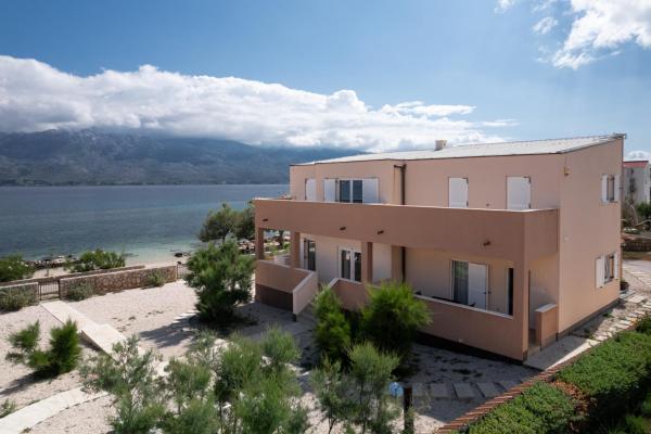 A la foto es mostra l'objecte Apartments Mely situat a la ciutat de Ražanac.