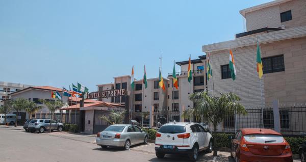 A la foto es mostra l'objecte Hôtel Le Suprême Grand-Bassam situat a la ciutat de Moosou.