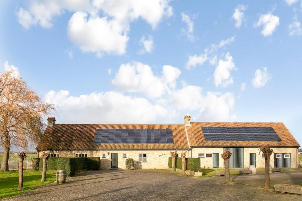 Villa 't Korenhof - Landelijk gelegen villa op 4 km van het strand, Koksijde