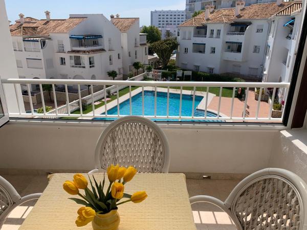 Na fotografii je vidět objekt Apartamento Isabel - Fuentes de Nerja nacházející se ve městě Nerja.