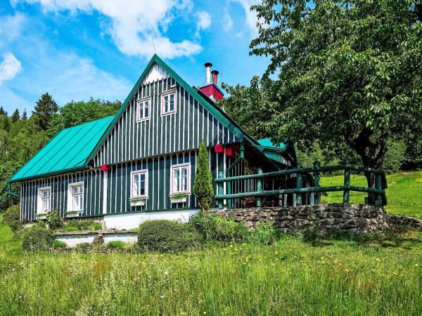 På bilden syns objektet Holiday Home U Myšáka by Interhome som ligger i staden Tanvald.