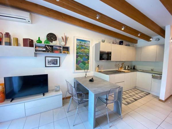 Silver Thermal Home - Arco