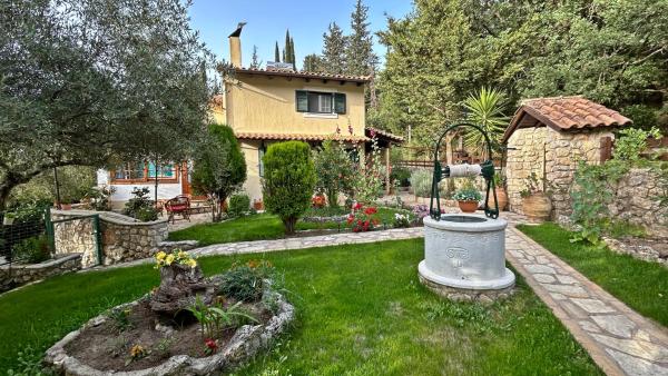 Nikolas Villa - Lefkada