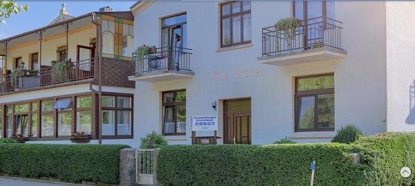 The photo shows the Villa Meier located in the city of Kühlungsborn.