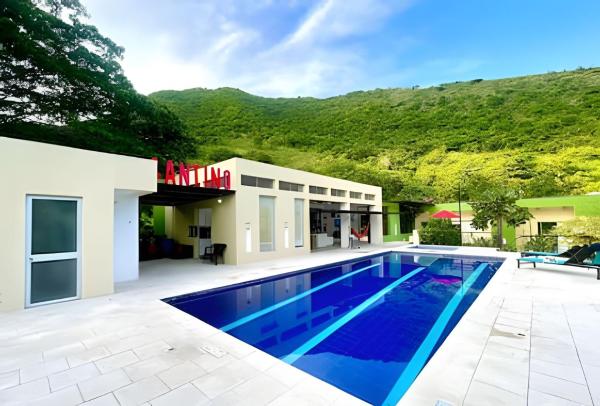 Na zdjęciu widoczny jest obiekt Anapoima Casa Finca Piscina, Jacuzzi, Golf y Tenis położony w mieście Anapoima.