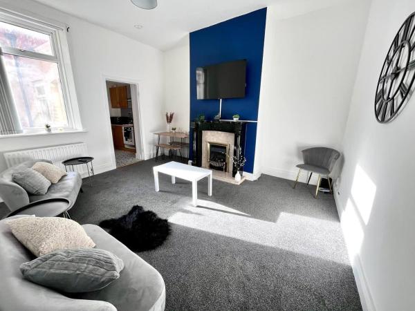 På billedet ses objektet Homey 2 Bedroom Near The City beliggende i byen Gateshead.