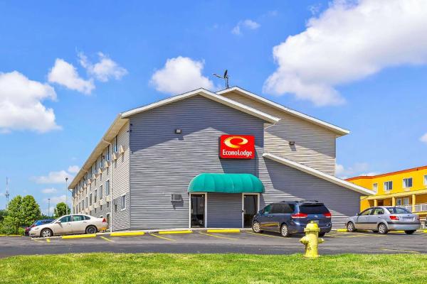 A la foto es mostra l'objecte Econo Lodge Akron Copley Northwest situat a la ciutat de Bath.