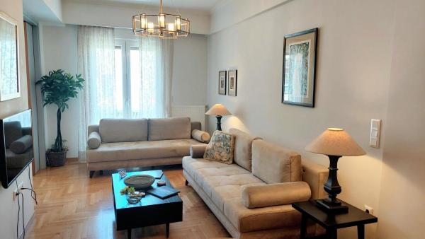 Elegant apartment in Acropolis, Athens