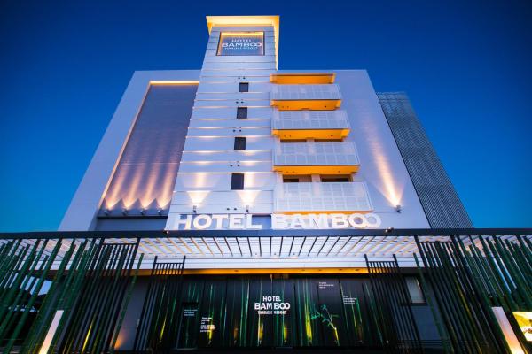 En la foto se muestra el objeto Hotel BAMBOO ubicado en la ciudad de Ita.