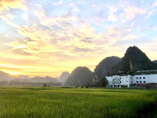 Liberty Hall Tam Coc Hotel & Villa - Ninh Bình