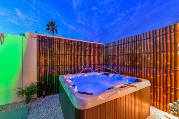照片显示了位于Palm-Eagle Beach市的Swiss Paradise Aruba Luxury Collection物件。