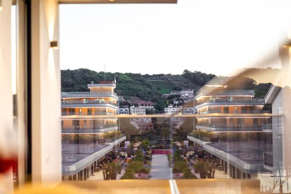 På billedet ses objektet Apartments Gucci beliggende i byen Ulcinj.