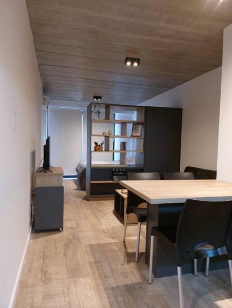 A la foto es mostra l'objecte Monoambiente en Sta Fe situat a la ciutat de Santa Fe.