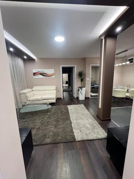 A la foto es mostra l'objecte Apartmant S&S 2 situat a la ciutat de Kumodraž.