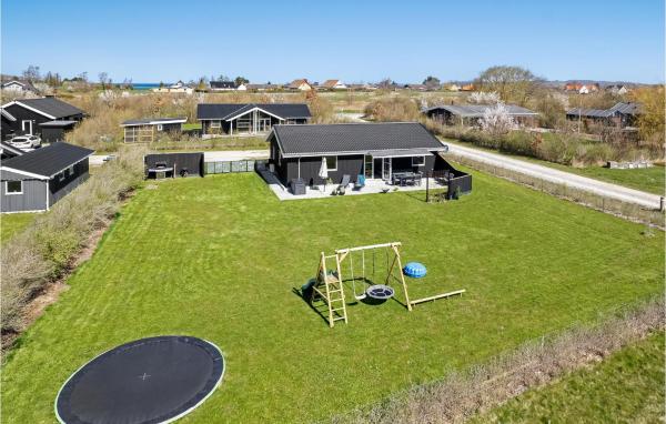 Op de foto is het object Lovely Home In Føllenslev With Wifi te zien, gelegen in de stad Føllenslev.