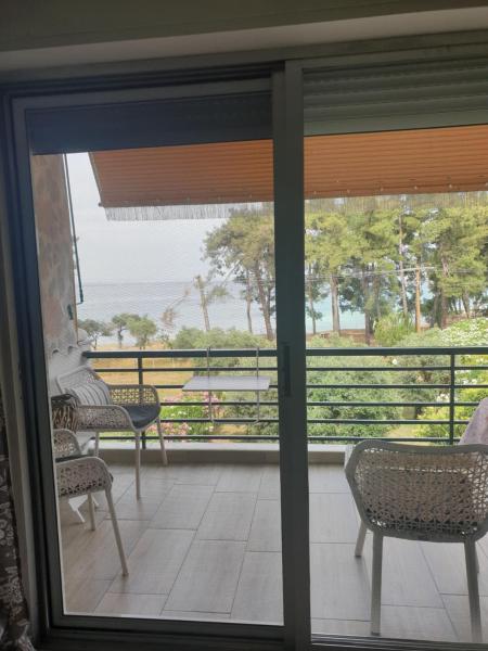 På billedet ses objektet Nisteri Seaside beliggende i byen Limenas.