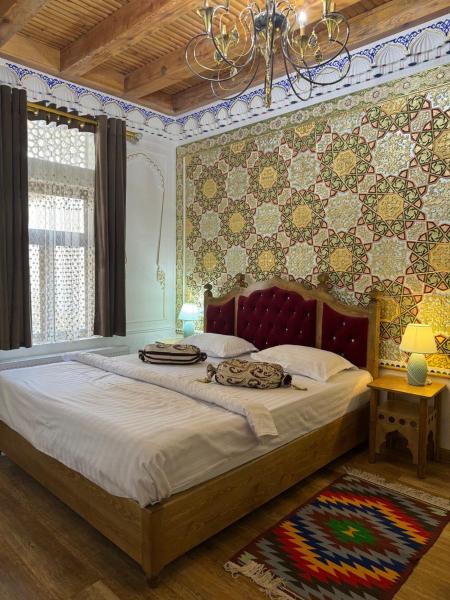 Na fotografii je vidět objekt Central Asia Hotel nacházející se ve městě Buchara.