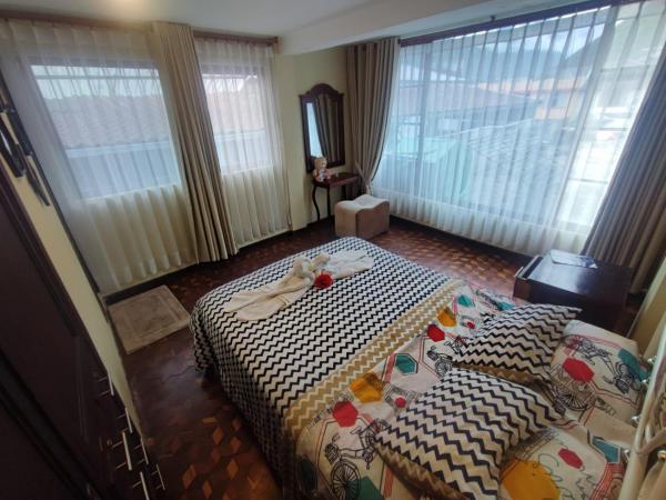 A la foto es mostra l'objecte MATRIMONIAL TURI centro de la ciudad, garaje situat a la ciutat de Baños.