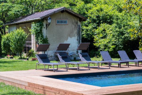 A la foto es mostra l'objecte Atypique ancienne gare d'Issigeac,piscine privée,pétante,grand terrain situat a la ciutat de Capdeville.