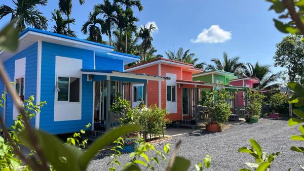 A la foto es mostra l'objecte Aiem-Wilai Guesthouse situat a la ciutat de Suratthani.