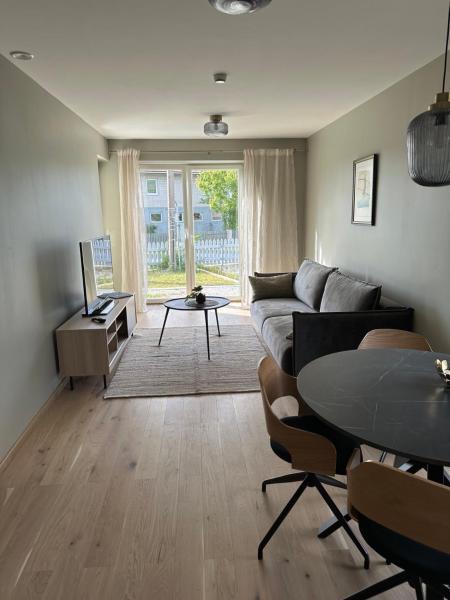 På billedet ses objektet New Kuressaare Seaside Apartment beliggende i byen Abruka.