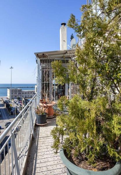 Unique Loft- Thessaloniki Down Town, Салоники