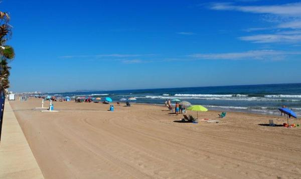 A la foto es mostra l'objecte TARONGERS MIRAMAR PLAYA - Alquiler solo a Familias situat a la ciutat de Miramar.