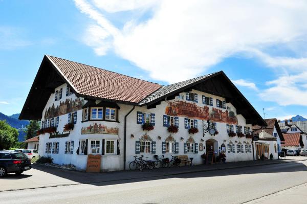 A la foto es mostra l'objecte Hotel Weinbauer situat a la ciutat de Schwangau.