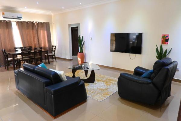 A la foto es mostra l'objecte Ocean Heights Apartment situat a la ciutat de Accra.