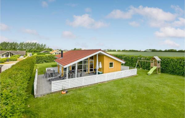 På billedet ses objektet Holiday Home Råde Strandpark Ix beliggende i byen Aarøsund.