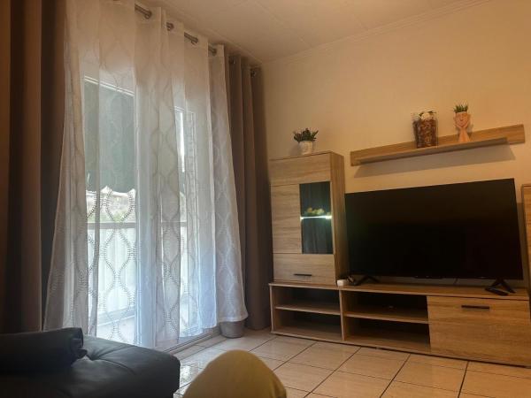 A la foto es mostra l'objecte Calpe apartamento acogedor recien mejorado centro playa wifi aire situat a la ciutat de Calp.
