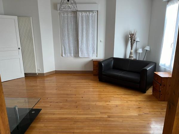 A la foto es mostra l'objecte La maison de la brasserie situat a la ciutat de Rosoy.