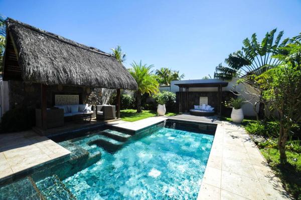 Luxurious Villa With Private Pool - Mauritius