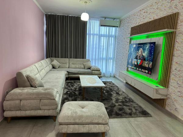 Na fotografii je vidět objekt Albania,Tirana,Kamëz nacházející se ve městě Bathore.