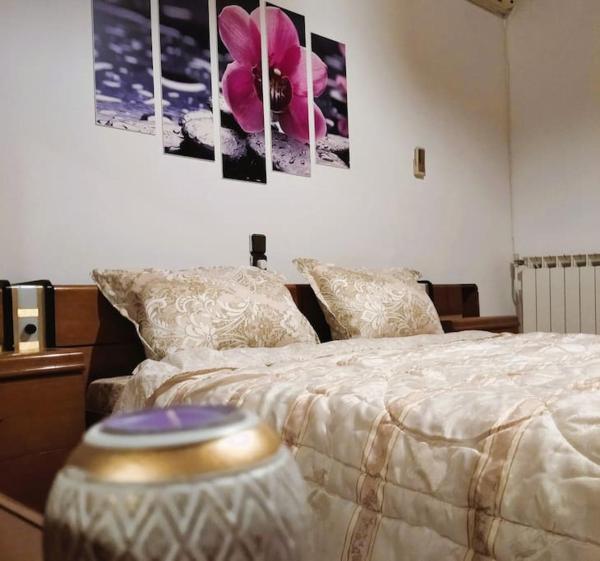 A la foto es mostra l'objecte Lihas House situat a la ciutat de Likhás.