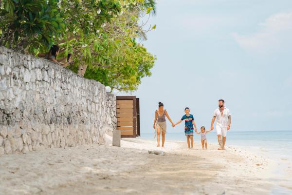 På billedet ses objektet Club Serena Resort beliggende i byen Dumanjug.