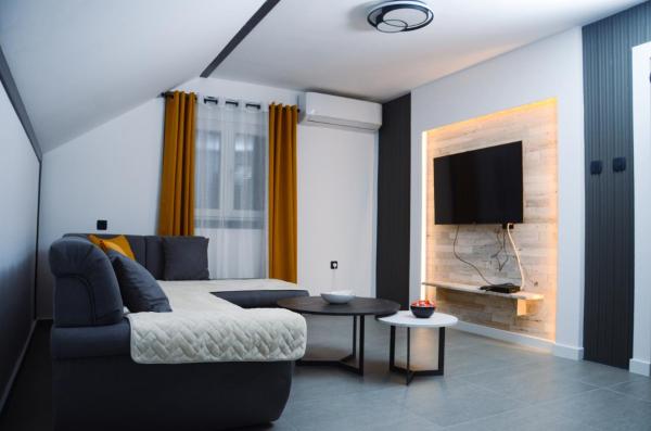 A la foto es mostra l'objecte Radović Apartman situat a la ciutat de Kolašin.