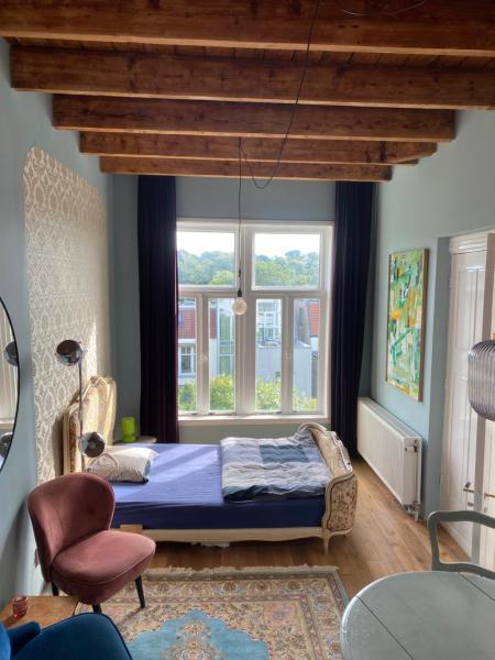A la foto es mostra l'objecte Het huis met de Barbies situat a la ciutat de Arnhem.