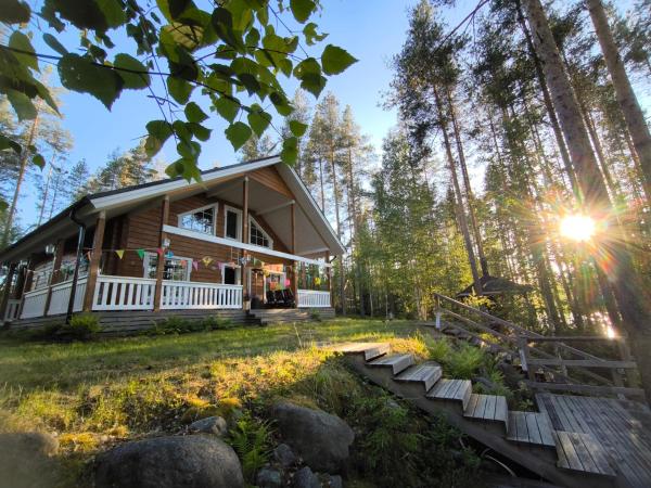 A la foto es mostra l'objecte Villa HULLU KETTU & Lakehouse situat a la ciutat de Ruokolahti.