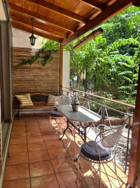 Quiet Apartment With Garden View In Kolonaki - Athens