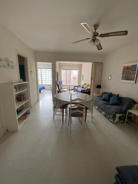 Apartamento En Peninsula , Excelente Ubicación A Metros De La Playa - Uruguay