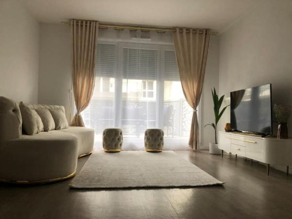 A la foto es mostra l'objecte Appart de luxe au design moderne situat a la ciutat de Bezons.