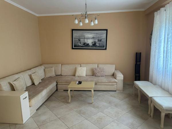 Na fotografii je vidět objekt Dejus Apartment Rental nacházející se ve městě Durrës.