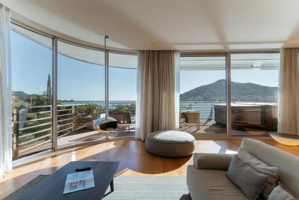 Luxury Waterfront Villa At Dukly Gardens - Montenegro