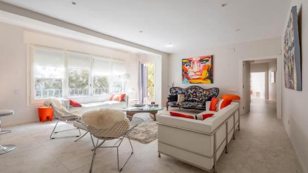 A la foto es mostra l'objecte Precioso Apartamento en Barcelona situat a la ciutat de Viladecaballs.