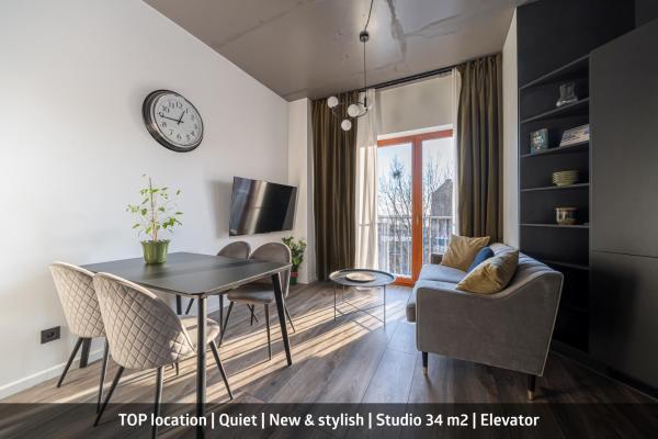 A la foto es mostra l'objecte Cosy studio apartment in Ridzenes residence situat a la ciutat de Riga.