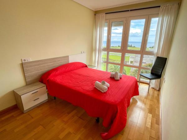 På billedet ses objektet Alojamientos Foz 3000 beliggende i byen Foz.